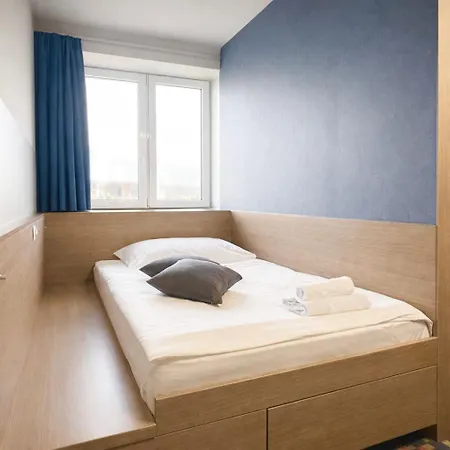 酒店 罗卡国会酒店 3*