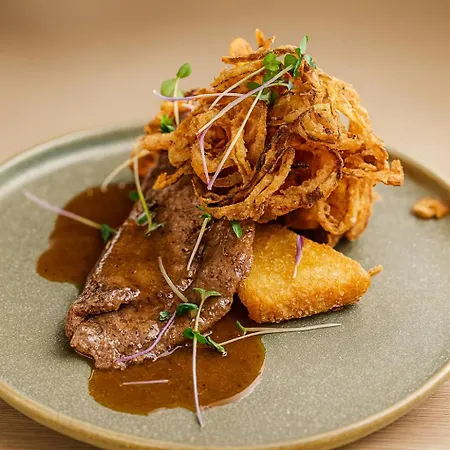 罗卡国会酒店 酒店