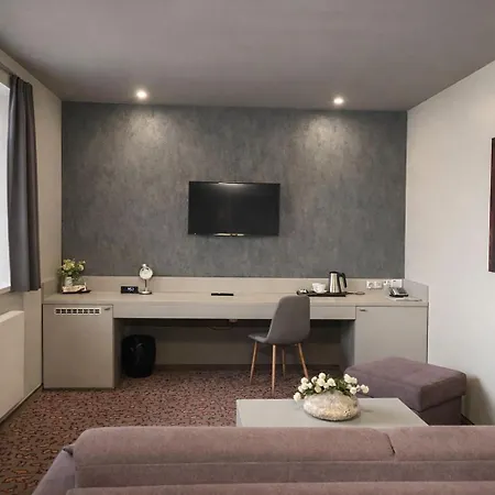 Kongres Roca Szálloda 3*