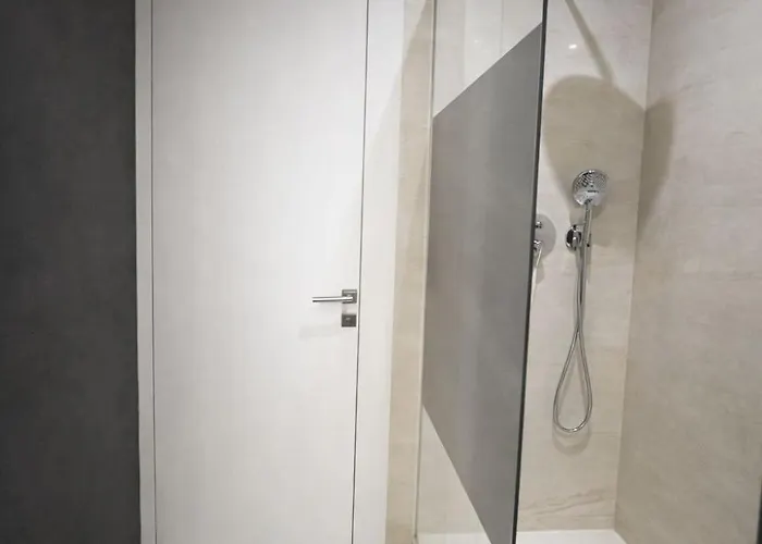 罗卡国会酒店 3*