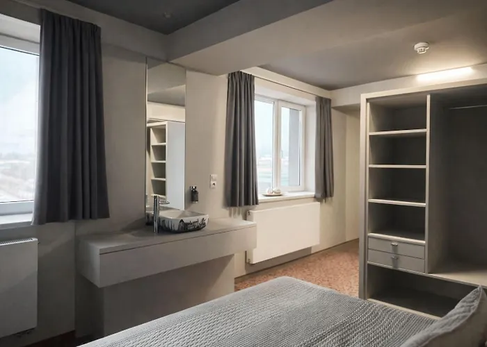 Kongres Roca فندق كَشّا